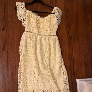 Yellow ASTR size XS off the shoulder dress